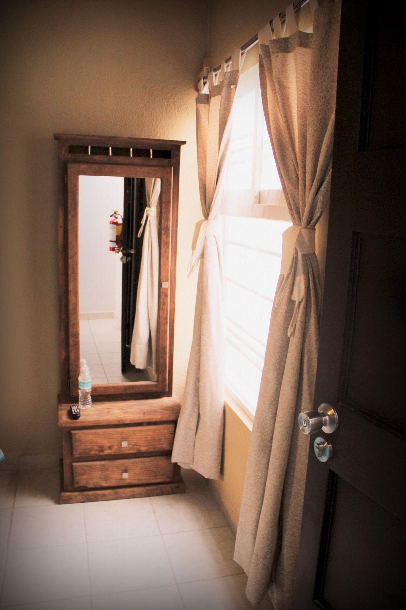 Residencia San Pablo Hostel Querétaro Екстериор снимка